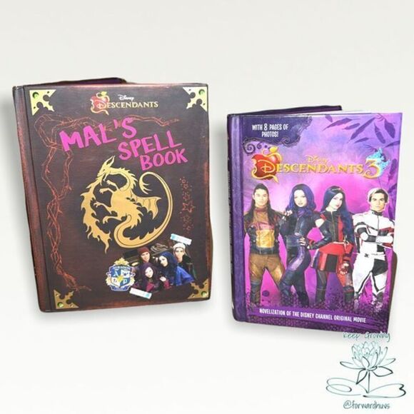 Disney’s Descendants Mal’s Spell Book & Descendants 3 - Picture 1 of 9